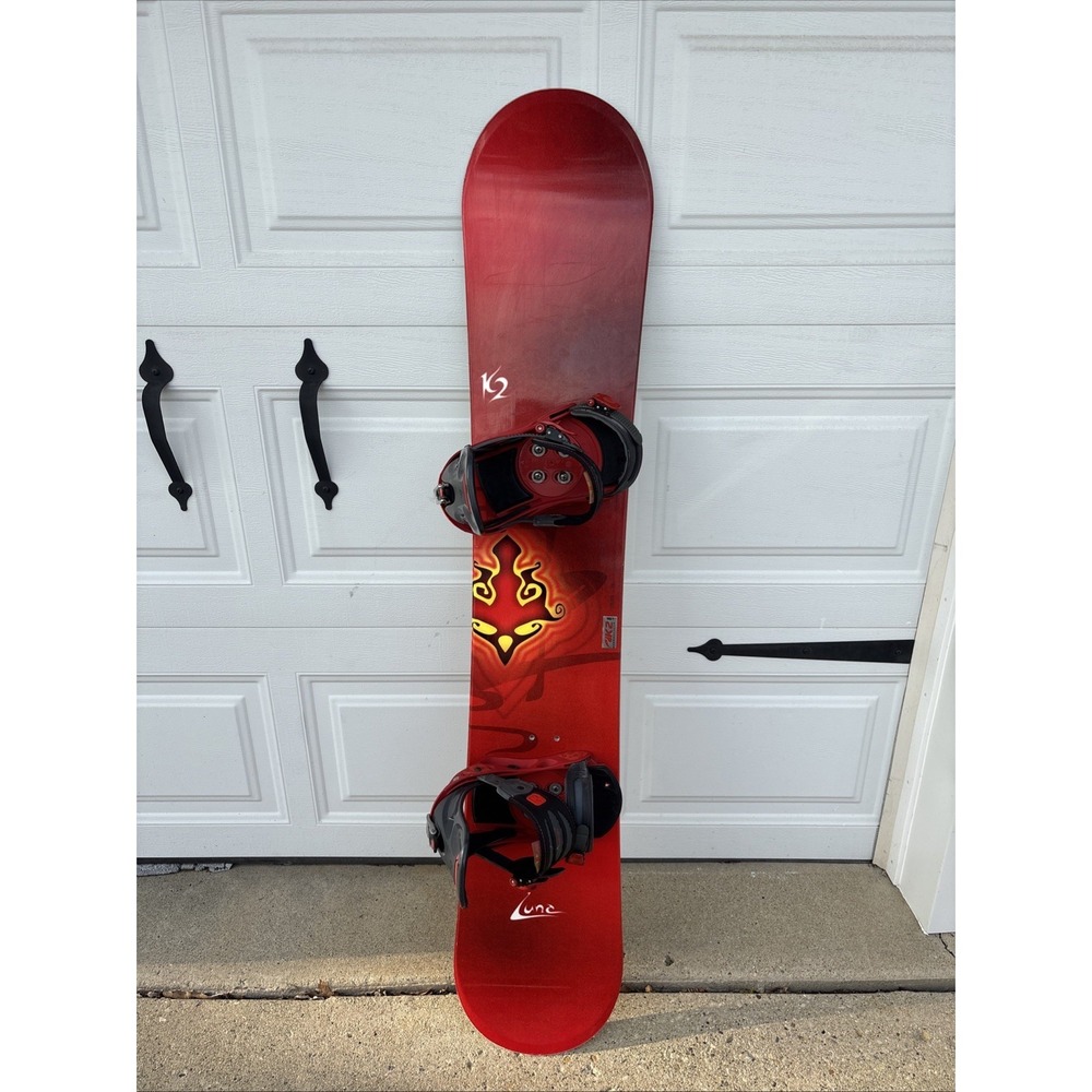K2 LUNA SNOWBOARD SIZE 151 CM WITH BURTON BINDINGS
